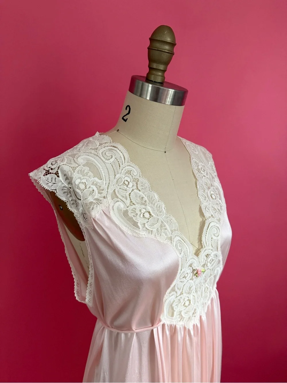 Vintage 70s/80s Coquette Vanity Fair Romantic Lace Adorned Rosette MATCHING SET